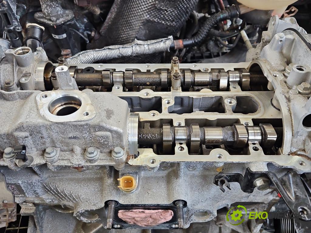 Ford Kuga Mk2 2013-2019 1.5 120 HP manual 88.3 kW 1498 cm3 5- motor benzín: BNMB