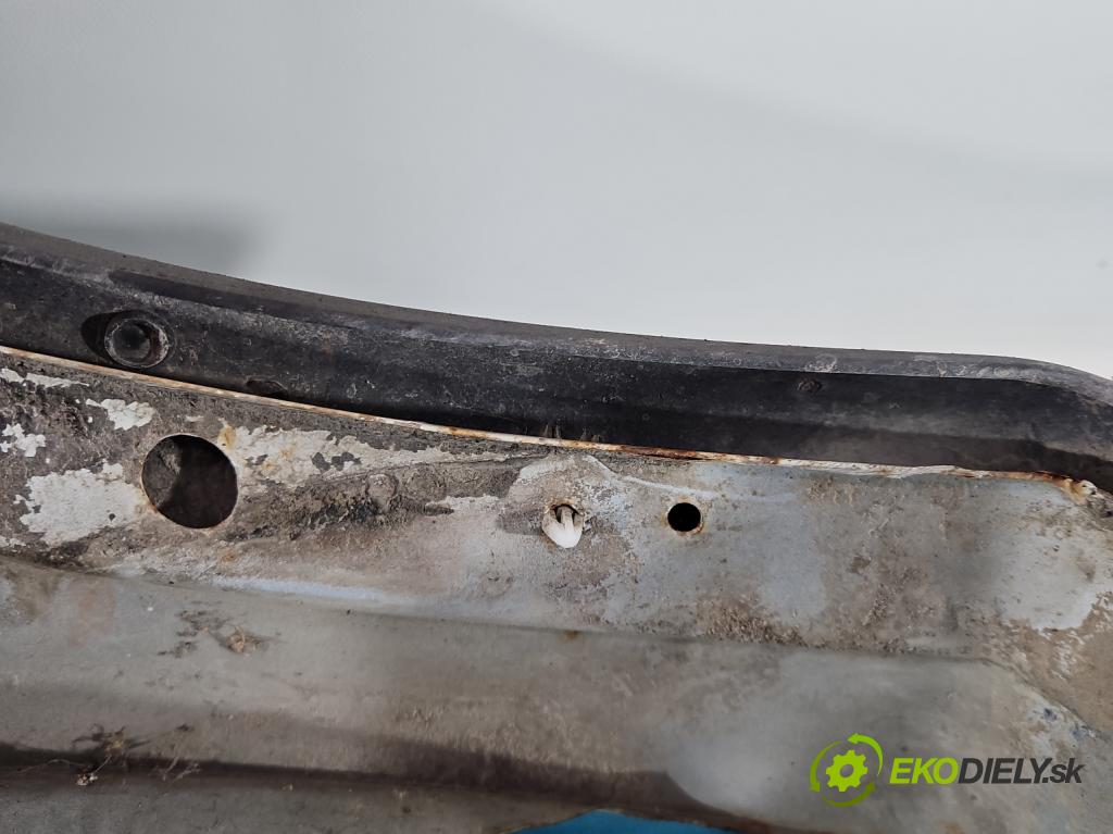 Opel Combo C 2001-2011 1.7 cdti 101 hp manual 74 kW 1686 cm3 5- blatnik přední levý  (Levý přední blatník)