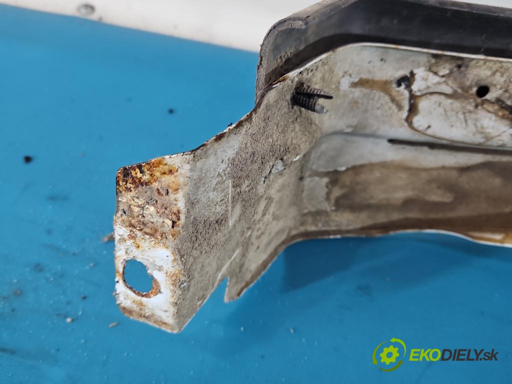 Opel Combo C 2001-2011 1.7 cdti 101 HP manual 74 kW 1686 cm3 5- blatník predné pravý  (Kľučka dverí ostatné)