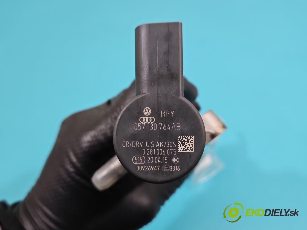 Seat Leon III 2012-2020 2.0 tdi 150 HP automatic 110 kW 1968 cm3 5- lišta vstrekovacia 04L089D (Vstrekovacia lišta)