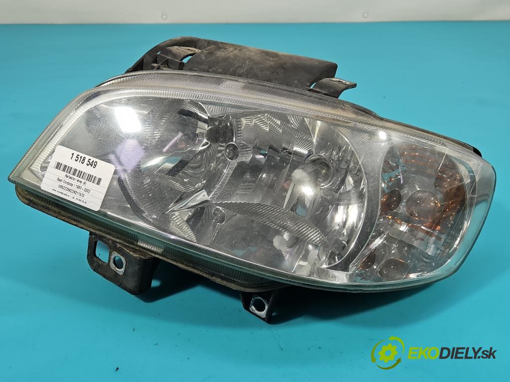 Seat Cordoba I 1993-2002 1.4b: 60 HP manual 44 kW 1390 cm3 4- Reflektor: ľavý  (Kľučka dverí ostatné)