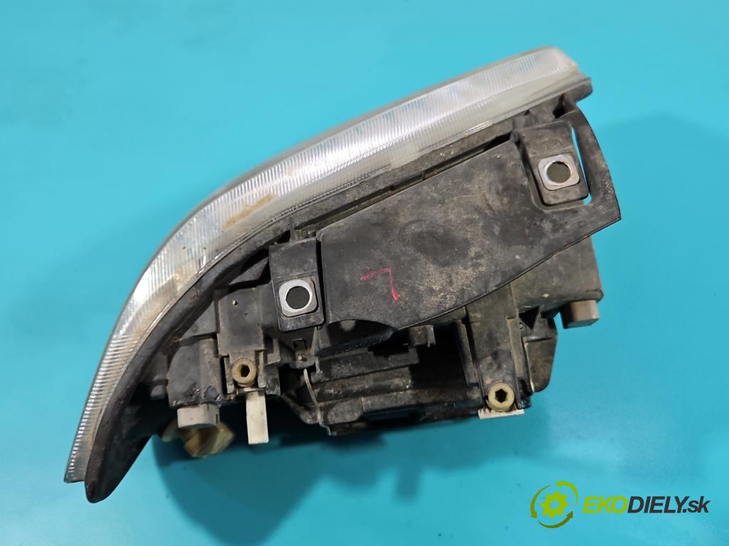 Seat Cordoba I 1993-2002 1.4b: 60 HP manual 44 kW 1390 cm3 4- Reflektor: ľavý  (Kľučka dverí ostatné)