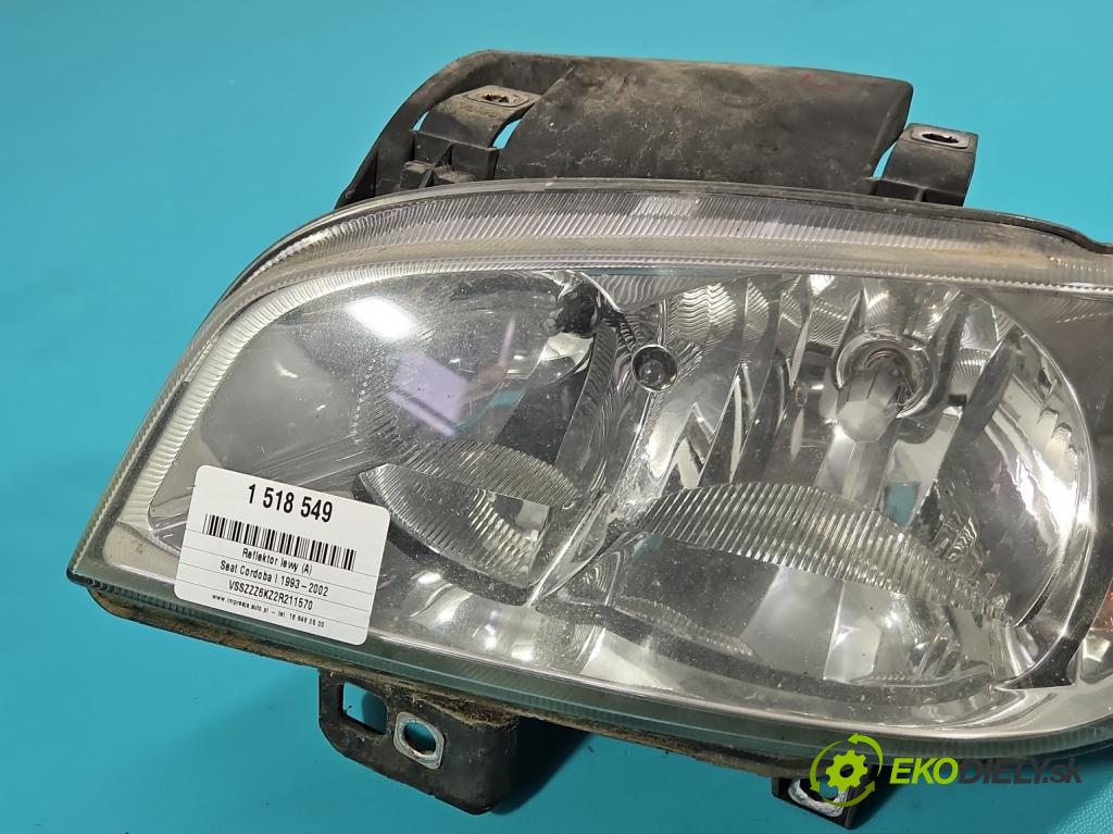 Seat Cordoba I 1993-2002 1.4b: 60 HP manual 44 kW 1390 cm3 4- Reflektor: ľavý  (Kľučka dverí ostatné)