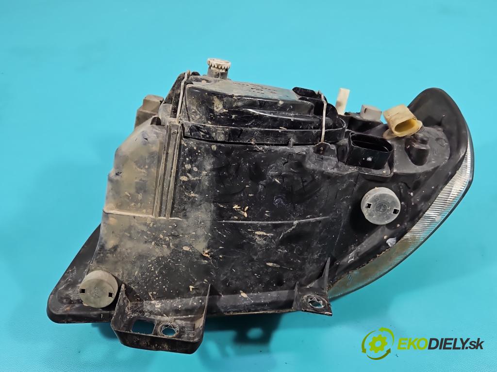 Seat Cordoba I 1993-2002 1.4b: 60 hp manual 44 kW 1390 cm3 4- světlo pravý  (Pravé přední světlo)