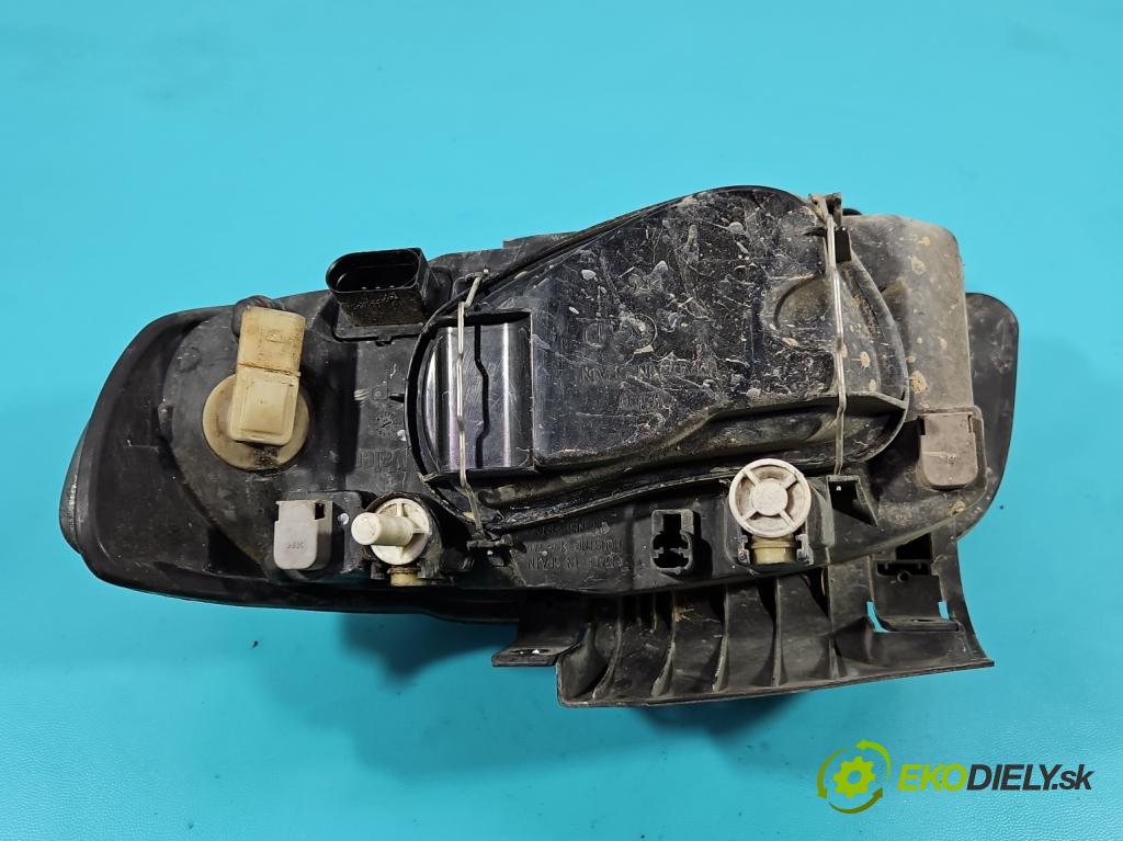 Seat Cordoba I 1993-2002 1.4b: 60 hp manual 44 kW 1390 cm3 4- světlo pravý  (Pravé přední světlo)