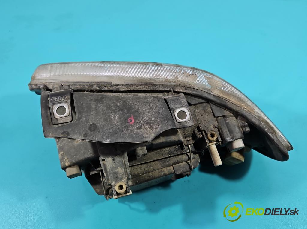 Seat Cordoba I 1993-2002 1.4b: 60 hp manual 44 kW 1390 cm3 4- světlo pravý  (Pravé přední světlo)