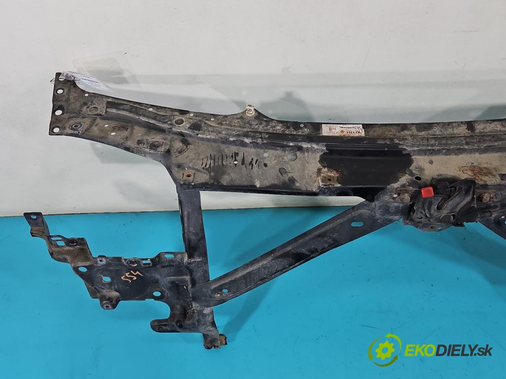 Seat Cordoba I 1993-2002 1.4b: 60 hp manual 44 kW 1390 cm3 4- stěna přední  (Přední výztuha)