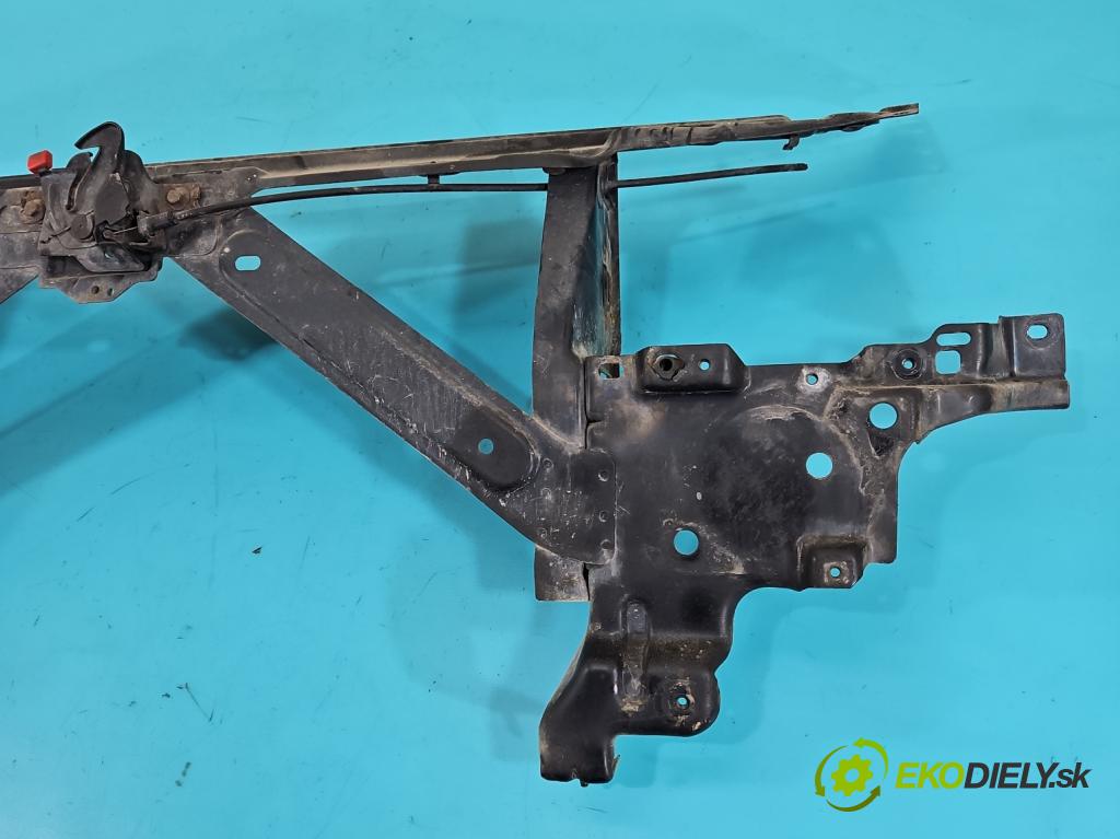 Seat Cordoba I 1993-2002 1.4b: 60 hp manual 44 kW 1390 cm3 4- stěna přední  (Přední výztuha)