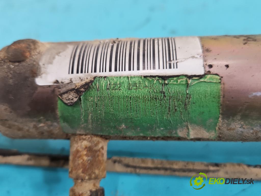 Seat Cordoba I 1993-2002 1.4b: 60 HP manual 44 kW 1390 cm3 4- Ozubené kolo: volant