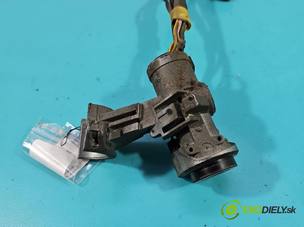 Hyundai H1 2.5 td 80 HP manual 59 kW 2476 cm3 5- Spínačka  (Spínacia skrinka)