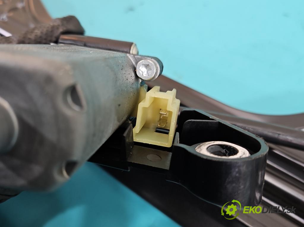 Bmw 7 F01 2008-2015 3.0d 245KM automatic 180 kW 2993 cm3 4- roleta 9141405 (Roleta kufra)