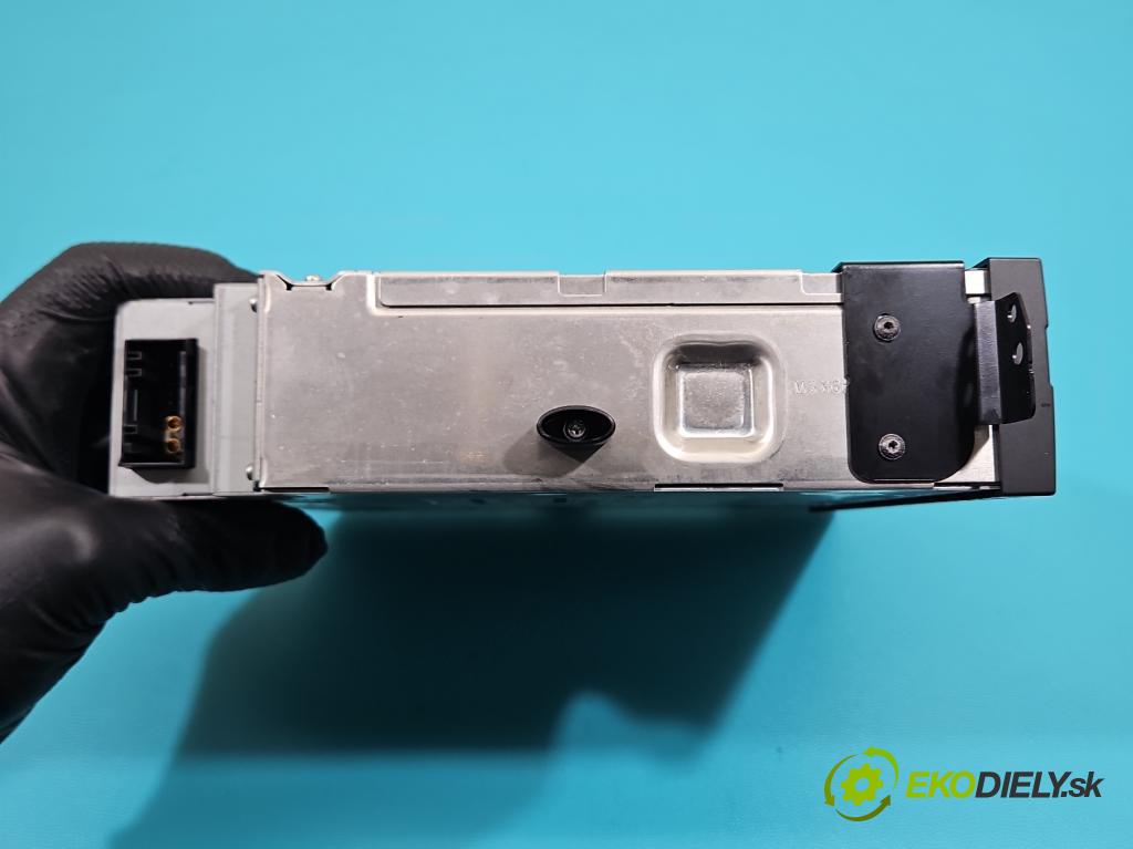 Bmw 7 F01 2008-2015 3.0d 245KM automatic 180 kW 2993 cm3 4- Měnič: cd 9196670 (CD měnič)