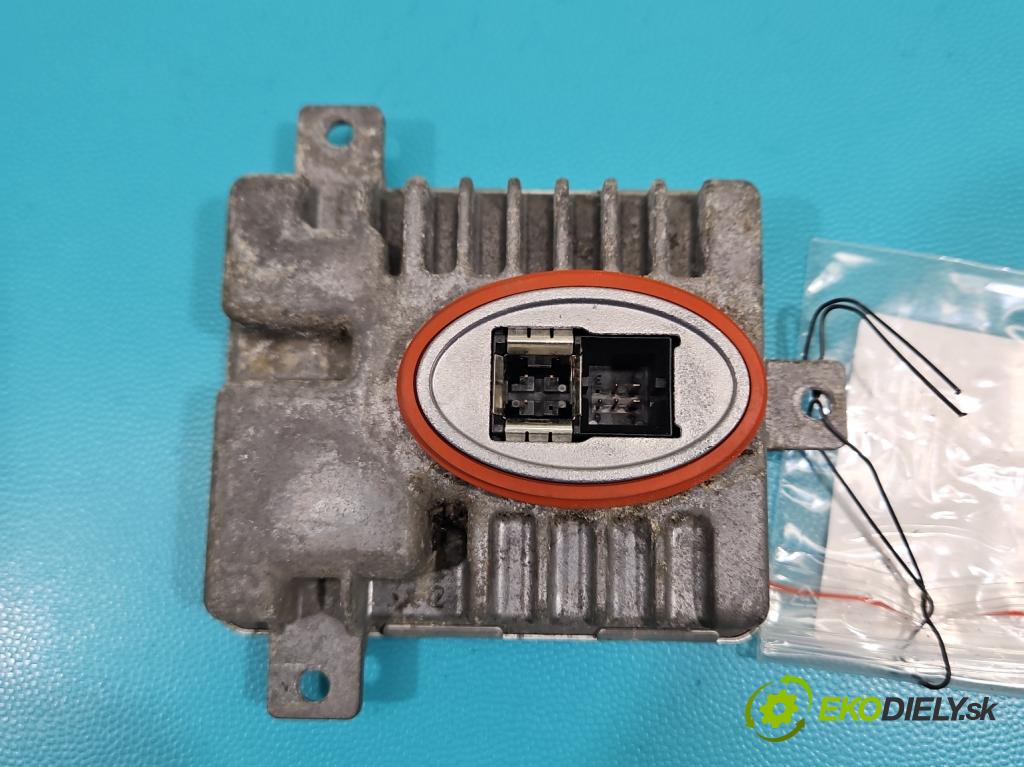 Bmw 7 F01 2008-2015 3.0d 245KM automatic 180 kW 2993 cm3 4- střídač: xenon 7237647 (Riadiaca jednotka xenónu)