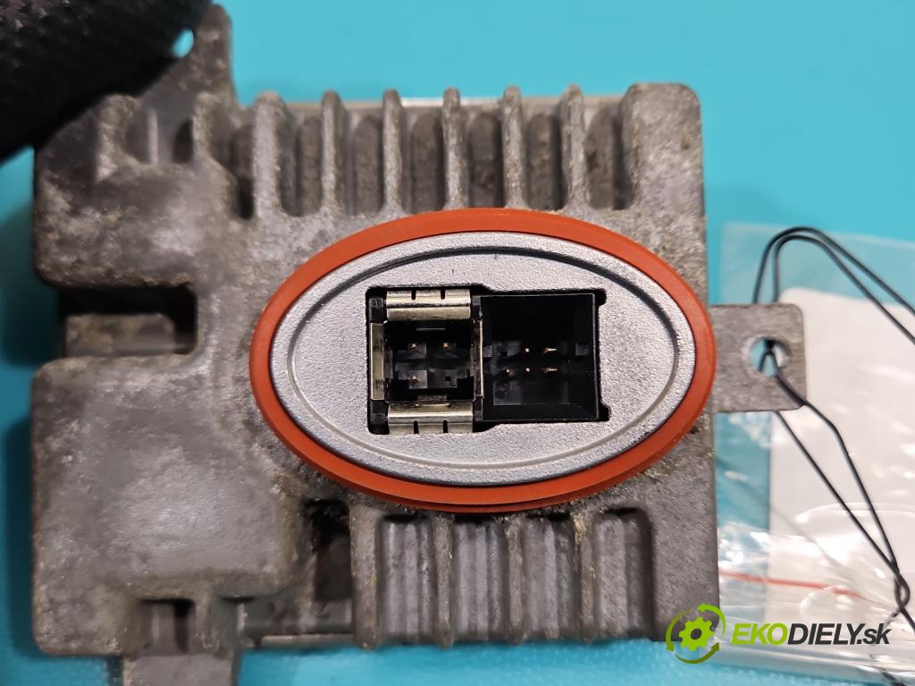 Bmw 7 F01 2008-2015 3.0d 245KM automatic 180 kW 2993 cm3 4- střídač: xenon 7237647 (Riadiaca jednotka xenónu)