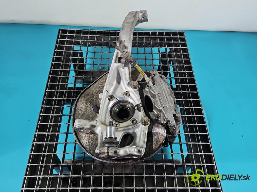 Audi Q5 2008-2016 3.0 tfsi: 272 hp automatic 200 kW 2995 cm3 5- náboj pravé  (Náboj kola)