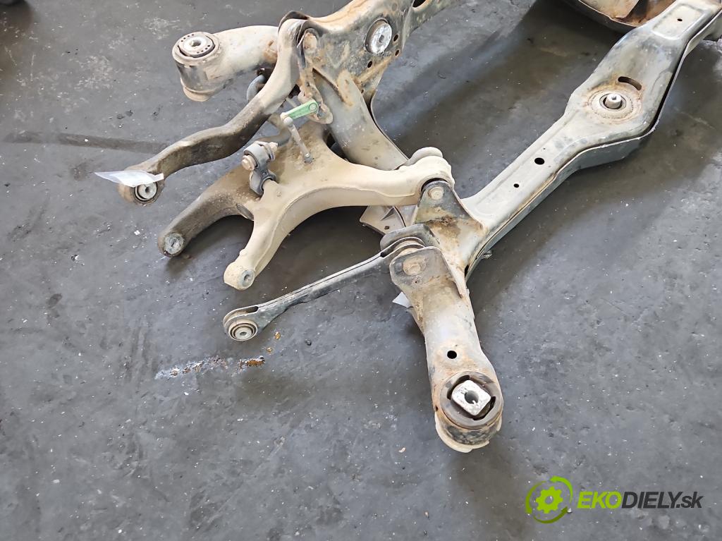 Audi Q5 2008-2016 3.0 tfsi: 272 hp automatic 200 kW 2995 cm3 5- zadní výztuha 8R0505235N (Zadní výztuha)