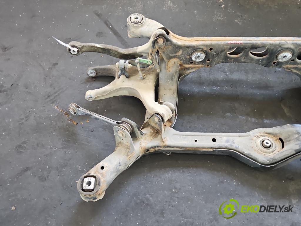 Audi Q5 2008-2016 3.0 tfsi: 272 hp automatic 200 kW 2995 cm3 5- zadní výztuha 8R0505235N (Zadní výztuha)