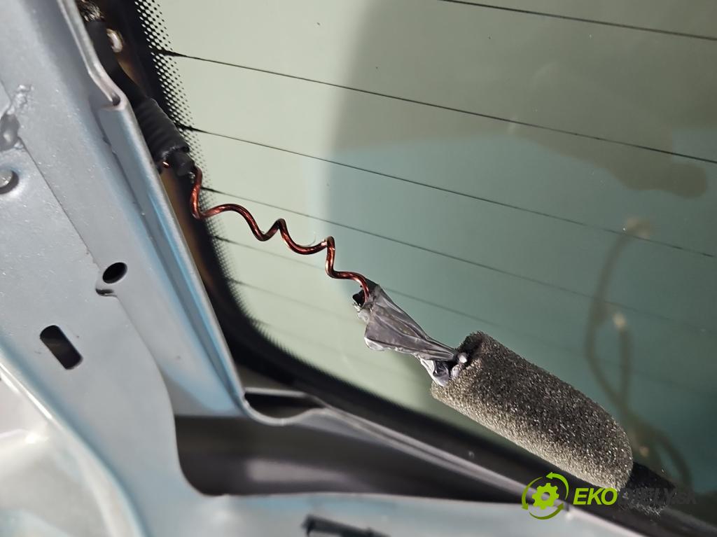 Audi Q5 2008-2016 3.0 tfsi: 272 hp automatic 200 kW 2995 cm3 5- zadní kufrové dveře  (Zadní kapota (kufr))