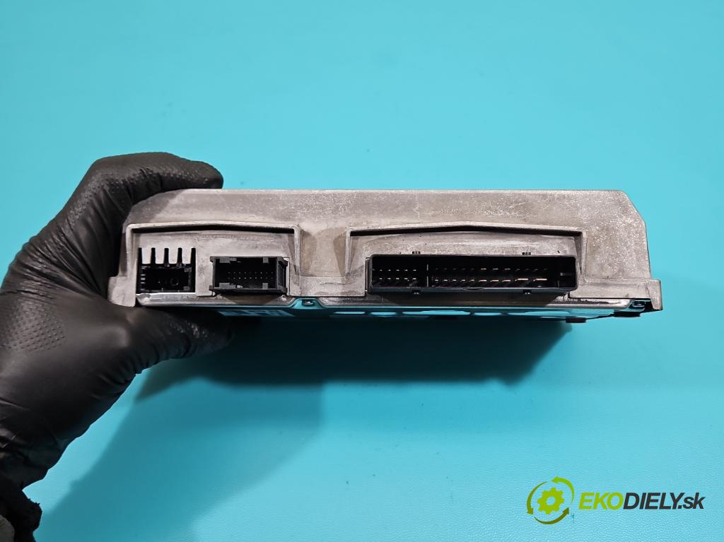 Audi Q5 2008-2016 3.0 tfsi: 272 HP automatic 200 kW 2995 cm3 5- Zesilovač: 8T1035223A (Zosilňovač)