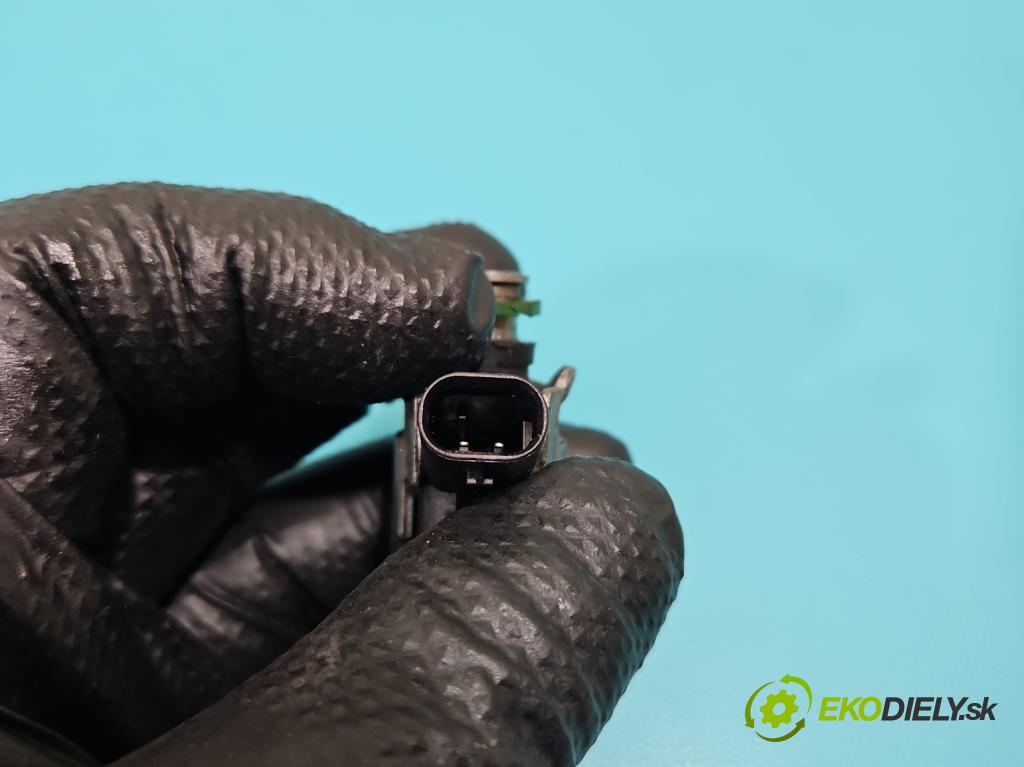 Audi A6 C7 2011-2018 3.0 tfsi: quattro 310HP automatic 228 kW 2995 cm3 4- vstrek 06E036K (Vstrekovač paliva)