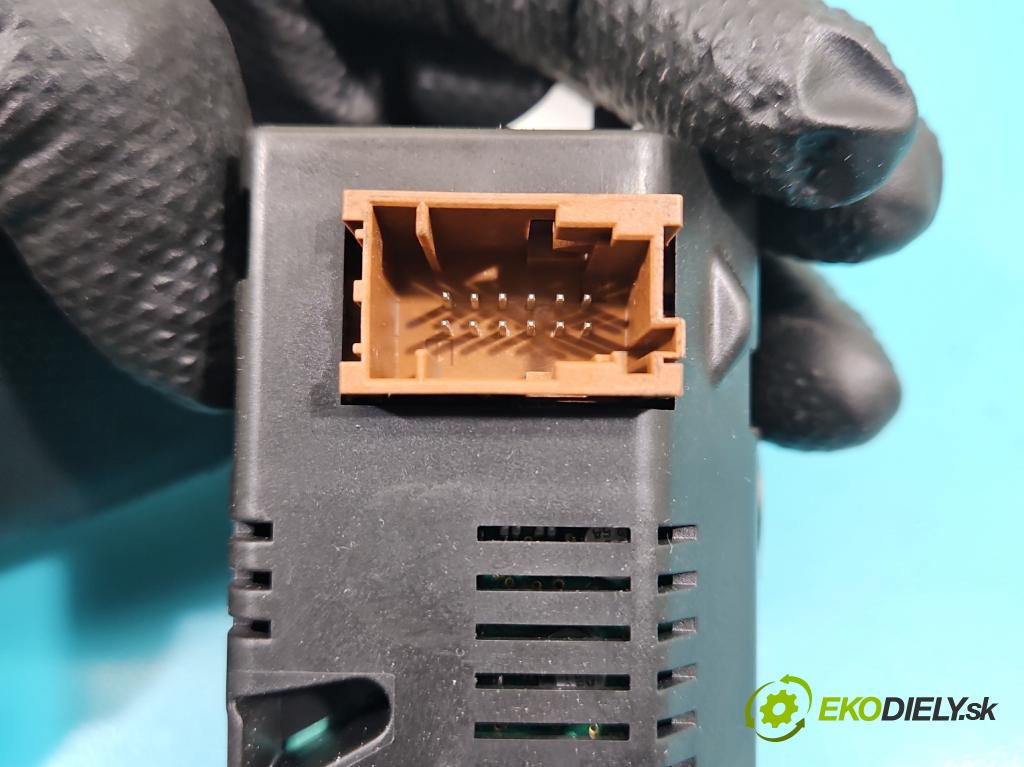 Citroen C3 II 2009-2016 1.6 hdi 92 HP manual 68 kW 1560 cm3 5- Zobrazit: 96771584XT (Prístrojová doska)