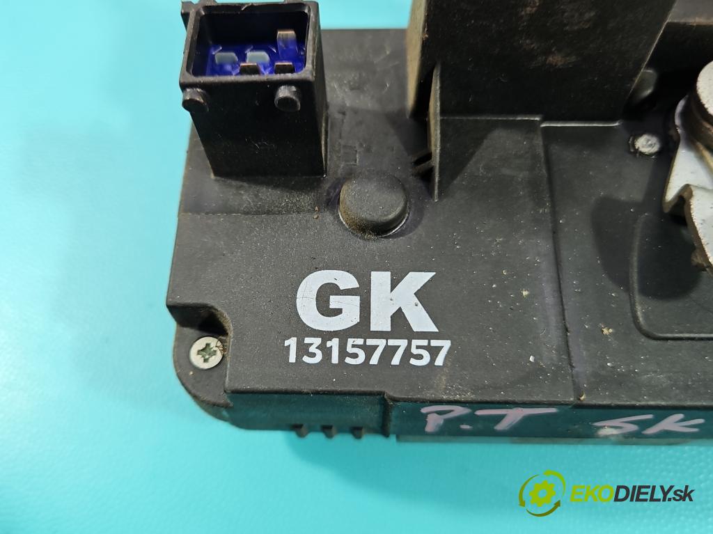 Opel Combo C 2001-2011 1.7 cdti 101 HP manual 74 kW 1686 cm3 5- zámok zadné pravý 13157757