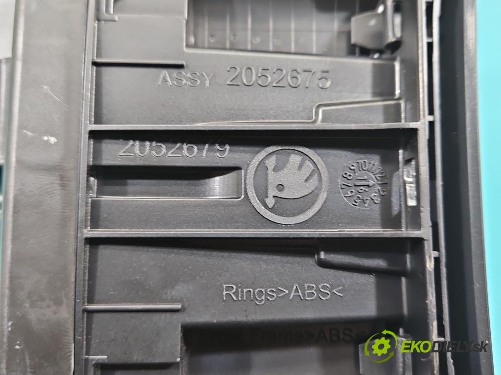 Skoda Octavia III 2013- 1.6 tdi 110 HP manual 81 kW 1598 cm3 5- prístrojovka/ budíky 5E0920781B (Prístrojová doska)