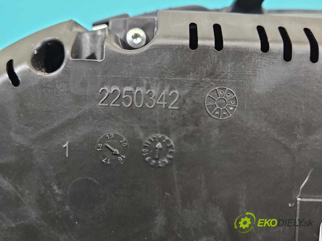 Skoda Octavia III 2013- 1.6 tdi 110 HP manual 81 kW 1598 cm3 5- prístrojovka/ budíky 5E0920781B (Prístrojová doska)