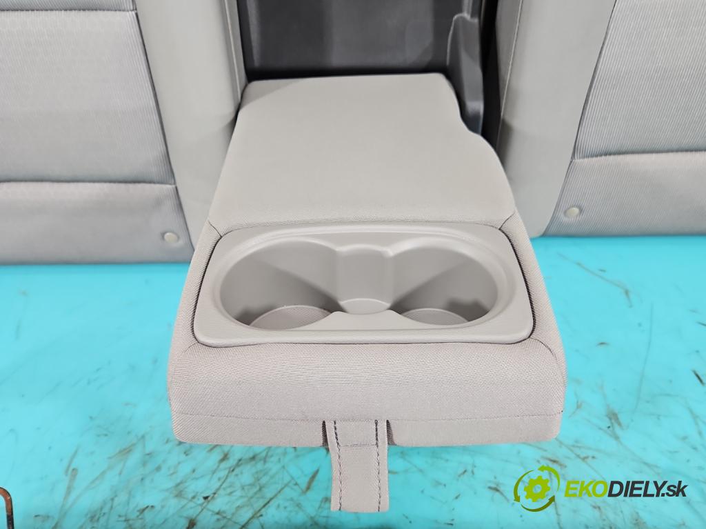 Hyundai Elantra VI 2015-2020 1.6 16v 128 HP manual 93.8 kW 1591 cm3 4- Pohovka: zadné  (Sedadlo)