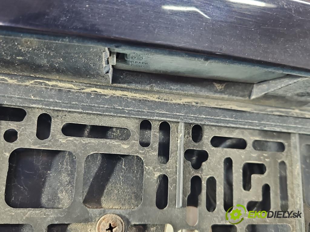 Renault Scenic I 1996-2003 1.6 16v 107 HP manual 79 kW 1598 cm3 5- zadní kufrové dveře  (Zadní kapota (kufr))