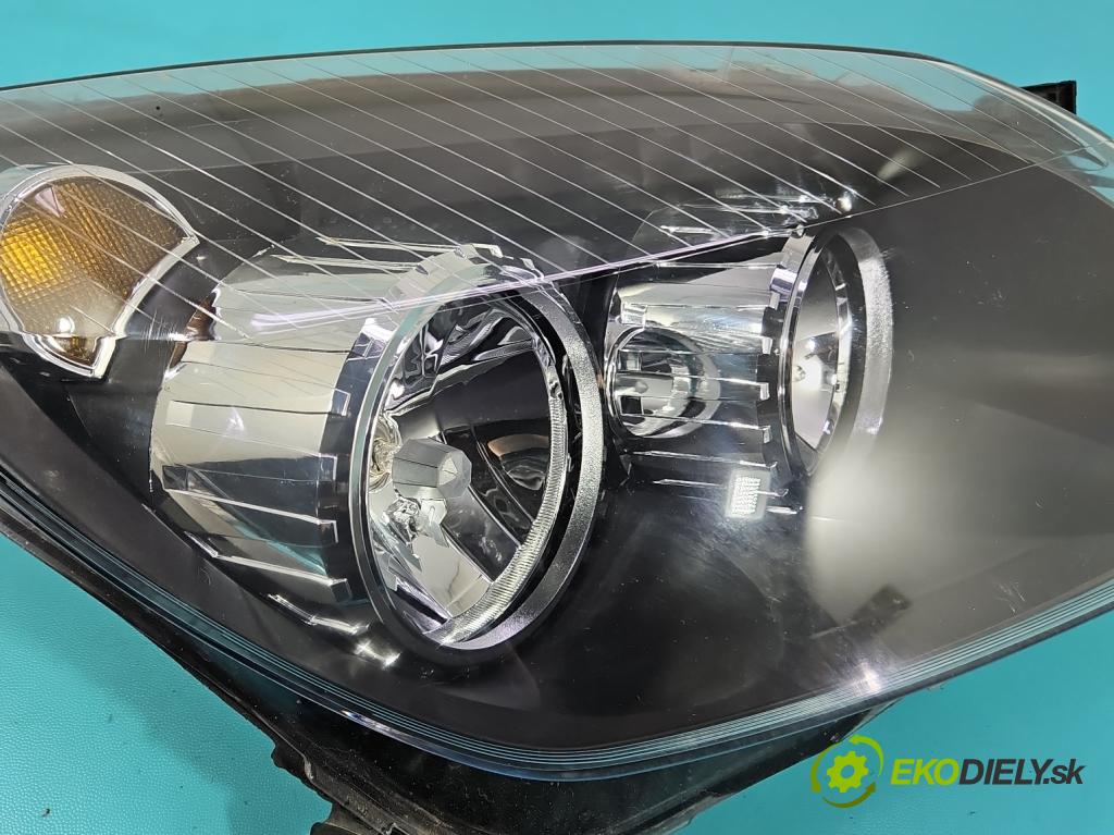 Opel Astra III 2004-2014 1.7 CDTI 80 HP manual 59 kW 1686 cm3 5- Reflektor: pravý  (Svetlo predné pravé)