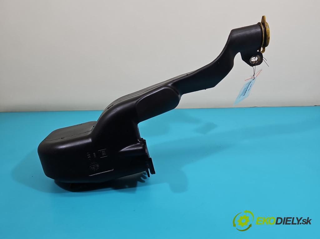 Opel Astra III 2004-2014 1.7 CDTI 80 HP manual 59 kW 1686 cm3 5- nádržka tekutina: ostrekovačov