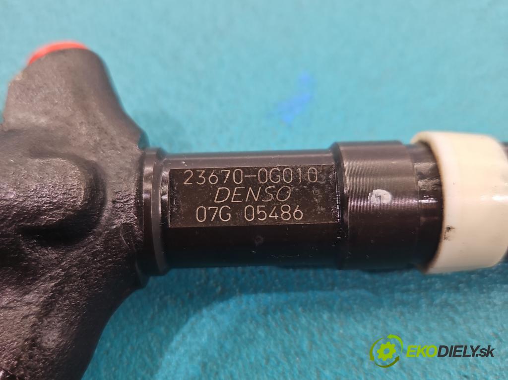 Toyota Avensis II T25 2003-2008 2.0 d4d 116 HP manual 85 kW 1995 cm3 5- vstrek 23670-0G010 (Vstrekovač paliva)