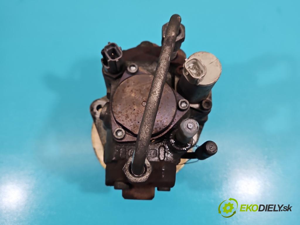 Toyota Avensis II T25 2003-2008 2.0 d4d 116 hp manual 85 kW 1995 cm3 5- čerpadlo vstřikovací 22100-0G010 (Vstřikovací čerpadlo)