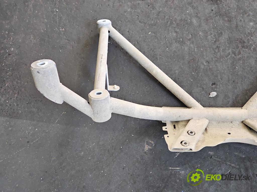 Bmw iX3 G08 0.0 elektrický: 286 hp automatic 210 kW  5- zadní výztuha 7947322 (Zadní výztuha)