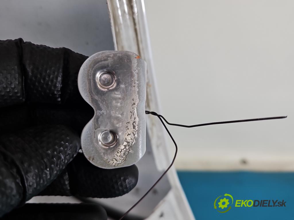 Bmw iX3 G08 0.0 elektrický: 286 HP automatic 210 kW  5- blatník predné pravý  (Kľučka dverí ostatné)