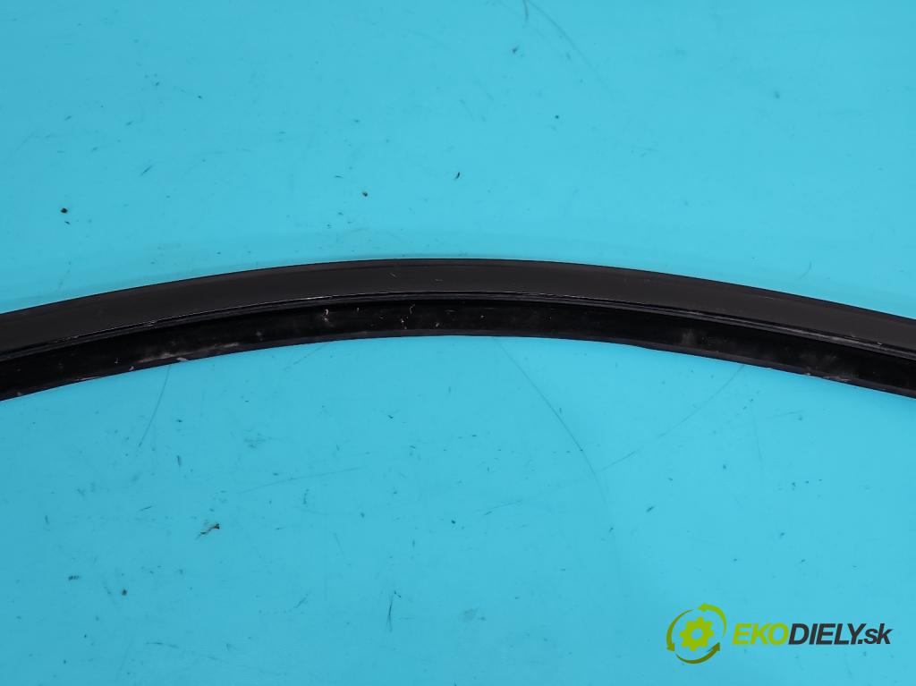 Bmw iX3 G08 0.0 elektrický: 286 hp automatic 210 kW  5- Těsnění: dveře přední levé 739342