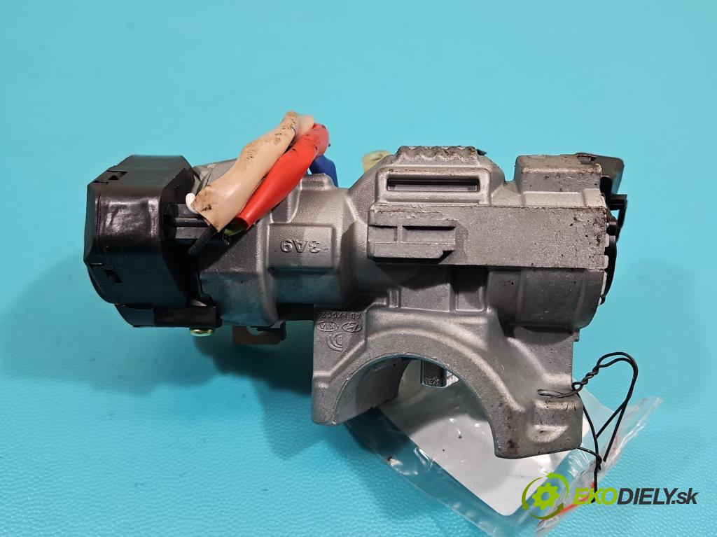 Hyundai Elantra VI 2015-2020 1.6 16v 128 HP manual 93.8 kW 1591 cm3 4- Spínačka  (Spínacia skrinka)