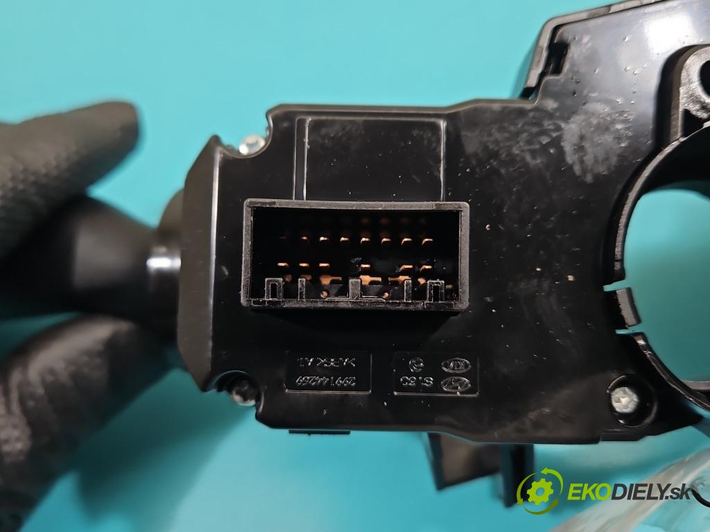 Hyundai Elantra VI 2015-2020 1.6 16v 128 HP manual 93.8 kW 1591 cm3 4- prepínač komplex: 93403-F2910 (Prepínacie páčky pod volantom)