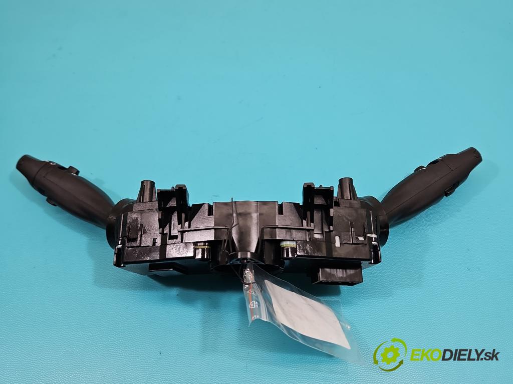 Hyundai Elantra VI 2015-2020 1.6 16v 128 HP manual 93.8 kW 1591 cm3 4- prepínač komplex: 93403-F2910 (Prepínacie páčky pod volantom)