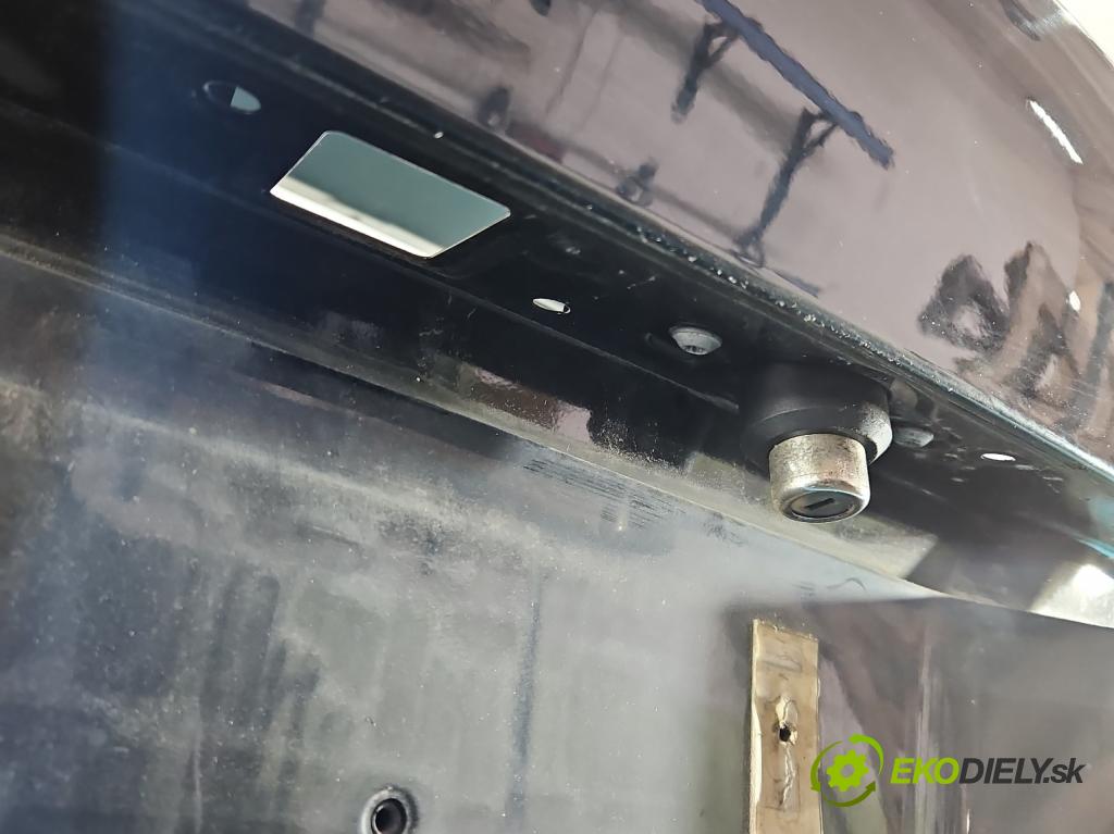 Bmw 7 F01 2008-2015 3.0d 245KM automatic 180 kW 2993 cm3 4- zadní kufrové dveře  (Zadní kapota (kufr))