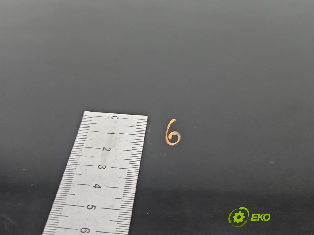 Bmw 7 F01 2008-2015 3.0d 245KM automatic 180 kW 2993 cm3 4- zadní kufrové dveře  (Zadní kapota (kufr))