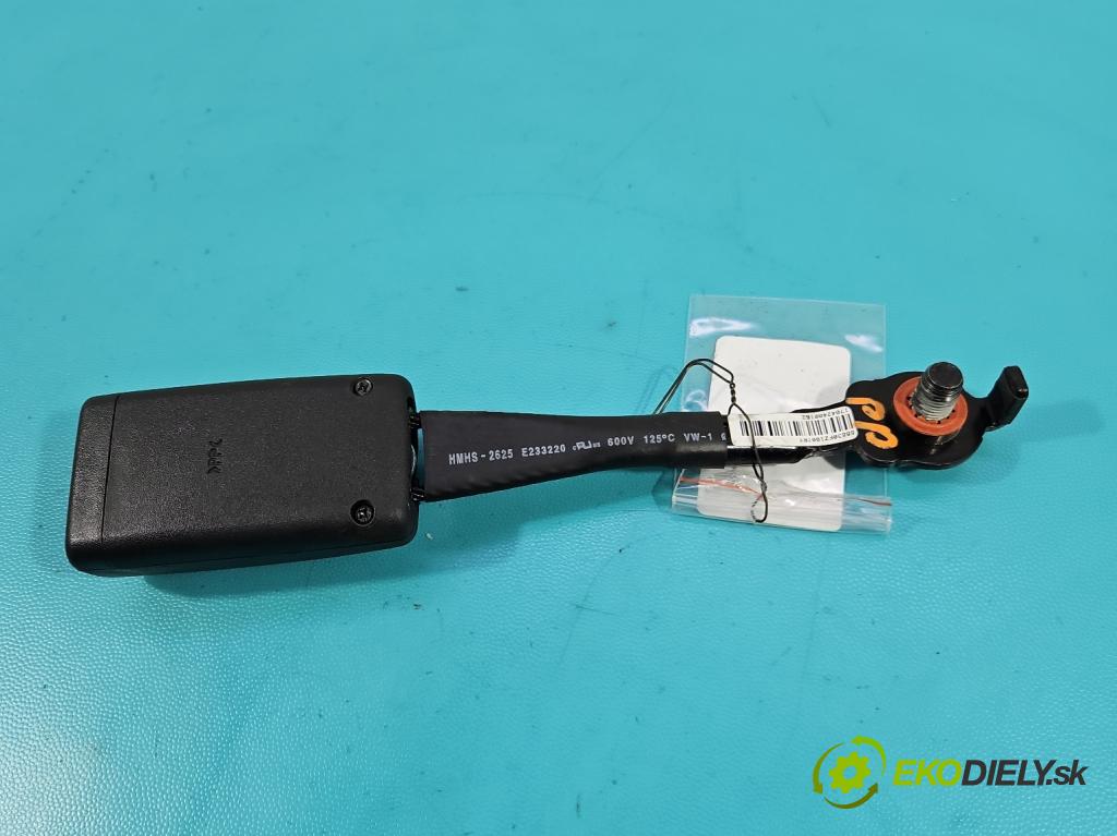 Hyundai Elantra VI 2015-2020 1.6 16v 128 HP manual 93.8 kW 1591 cm3 4- pas bezpečnosť: predné pravý 88830F2100