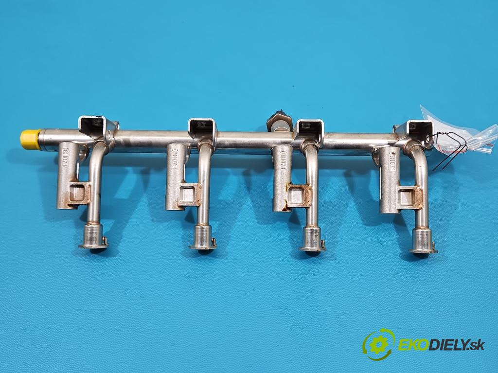 Ford Kuga Mk2 2013-2019 1.5 120 HP manual 88.3 kW 1498 cm3 5- lišta vstrekovacia DS7G-9D280-DC (Vstrekovacia lišta)