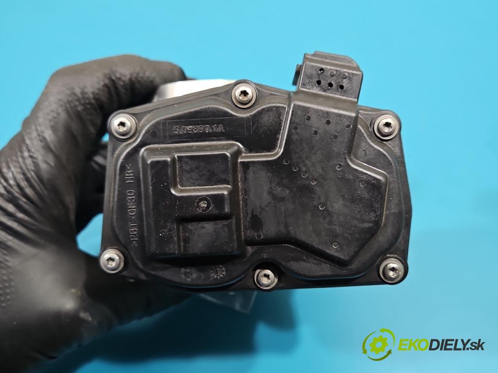 Ford Kuga Mk2 2013-2019 1.5 120 HP manual 88.3 kW 1498 cm3 5- klapka DS7G-9F991-CA (Škrtiaca klapka)