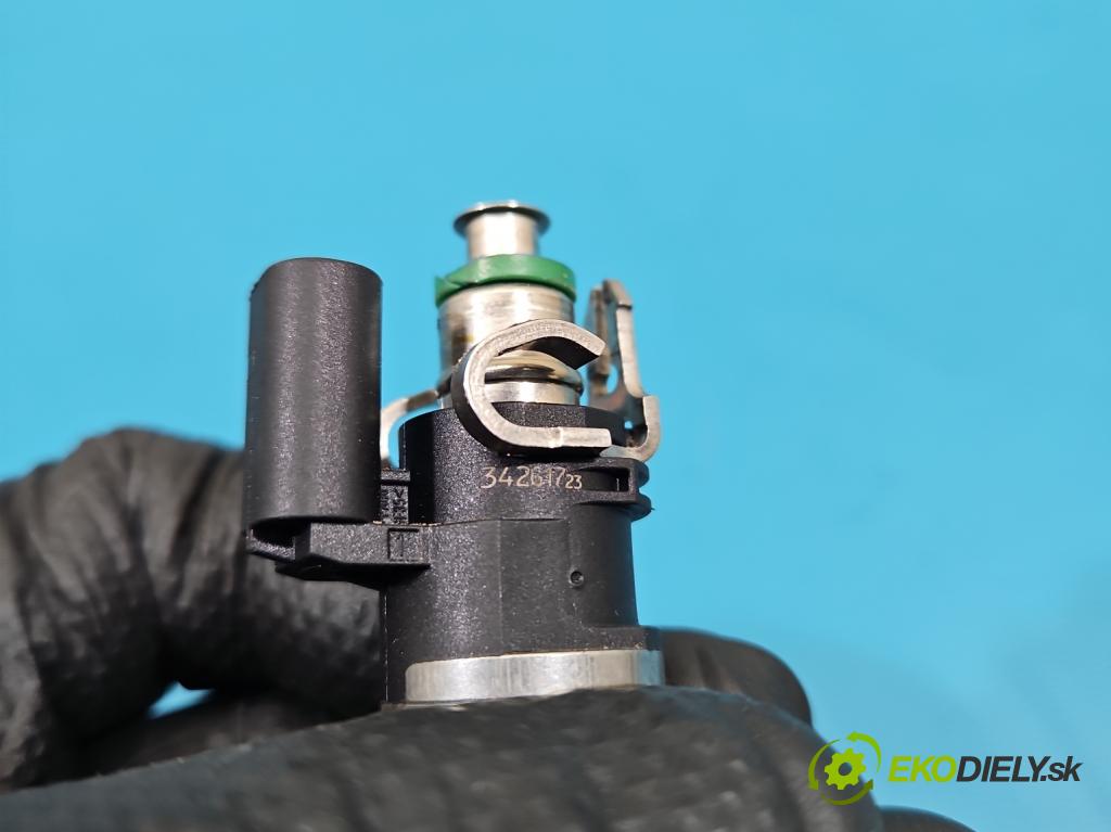 Ford Kuga Mk2 2013-2019 1.5 120 HP manual 88.3 kW 1498 cm3 5- vstrek DS7G-9F593-EA (Vstrekovač paliva)