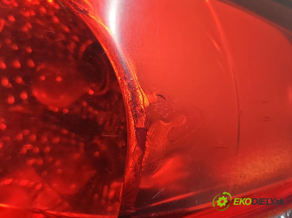 Hyundai Getz 1.3 12v 82 hp manual 60 kW 1341 cm3 3- světlo zadní pravé 92402-1CXXX (Klika dveří ostatní)