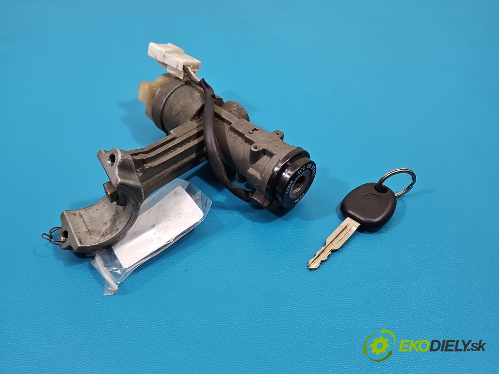 Hyundai Getz 1.3 12v 82 HP manual 60 kW 1341 cm3 3- Spínačka  (Spínacia skrinka)