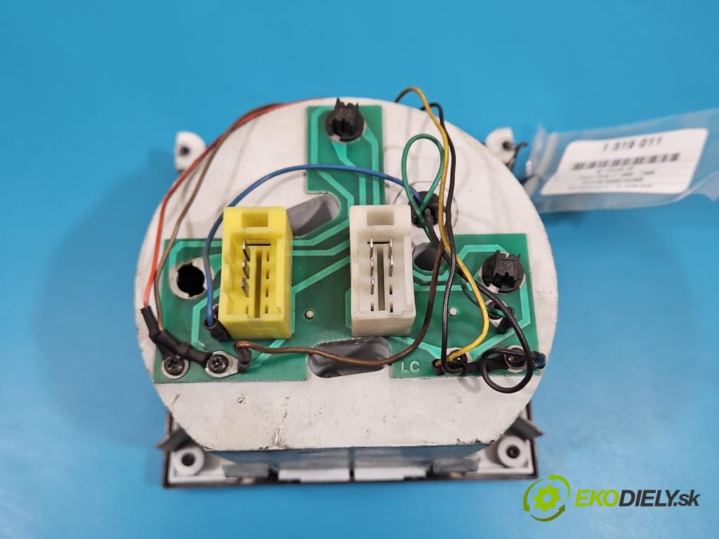 Iveco Daily II 1989-1999 2.5 td 101 HP manual 74 kW 2449 cm3 5- prístrojovka/ budíky  (Prístrojová doska)