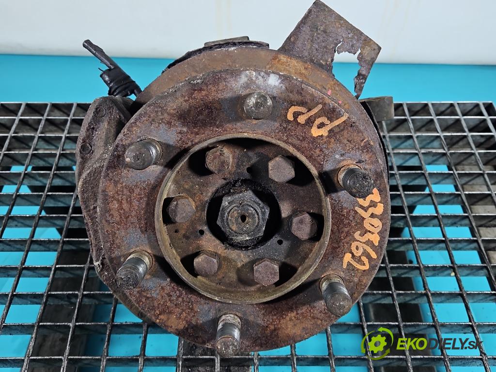 Iveco Daily II 1989-1999 2.5 td 101 hp manual 74 kW 2449 cm3 5- náboj pravé  (Náboj kola)